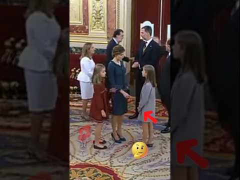 It was a sweet moment between Princess Leonor and Infanta Sofía. Queen Letizia truly did her best 😍
